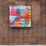 Painting on a brickwall, behind abstract forms, the depicition of a mussel