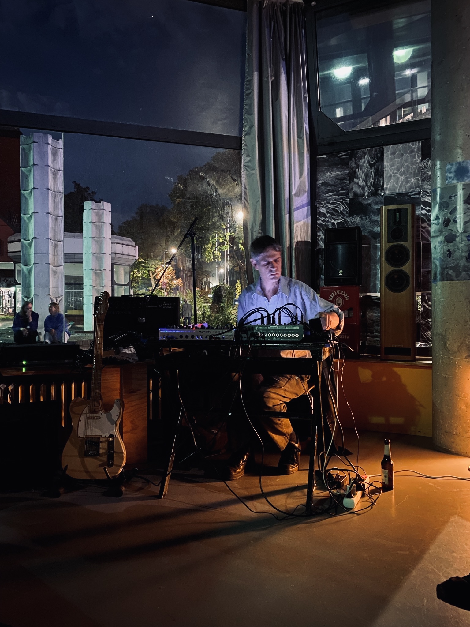 AKT III – C.D. Noé: Konzert und Live Session